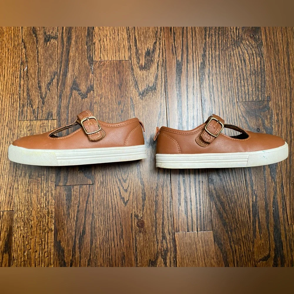 OshKosh B'gosh- Kids' Brown Faux Leather Mary Jane Shoes toddler girl USED